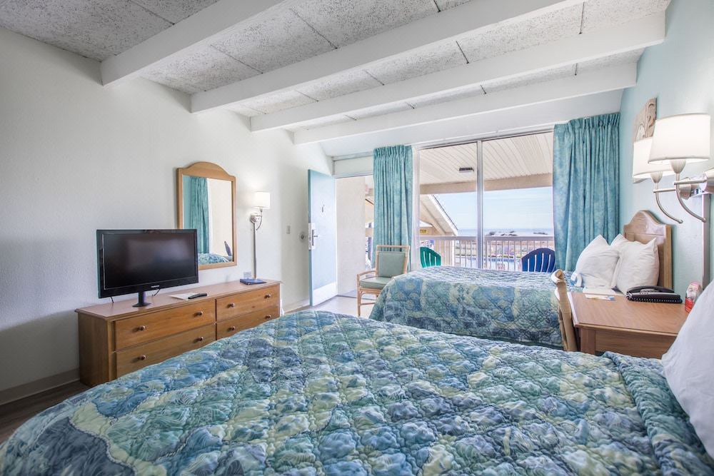 Photo of Bedroom in Jekyll Island