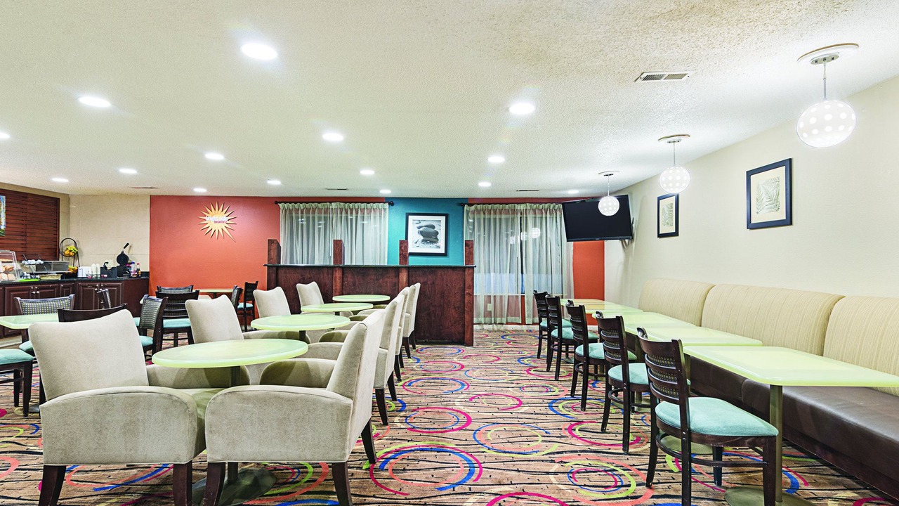 Photo of Livingroom in Decatur