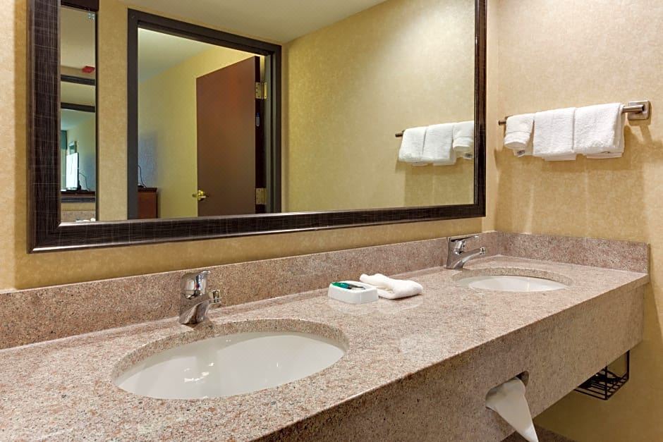 Photo of Bathroom in Crestline Heights