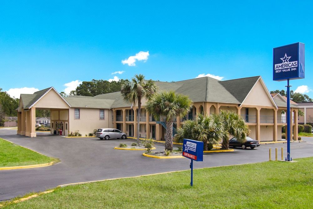 Photo of Buildings in Darien