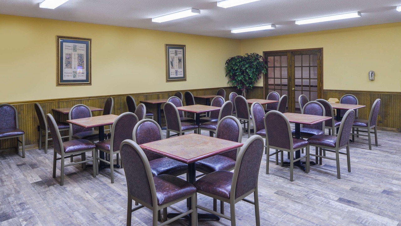 Photo of Livingroom in Wiggins