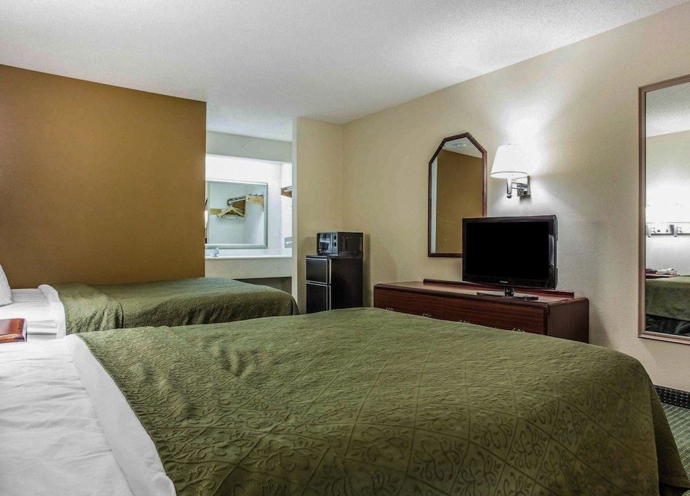 Photo of Bedroom in Stockbridge