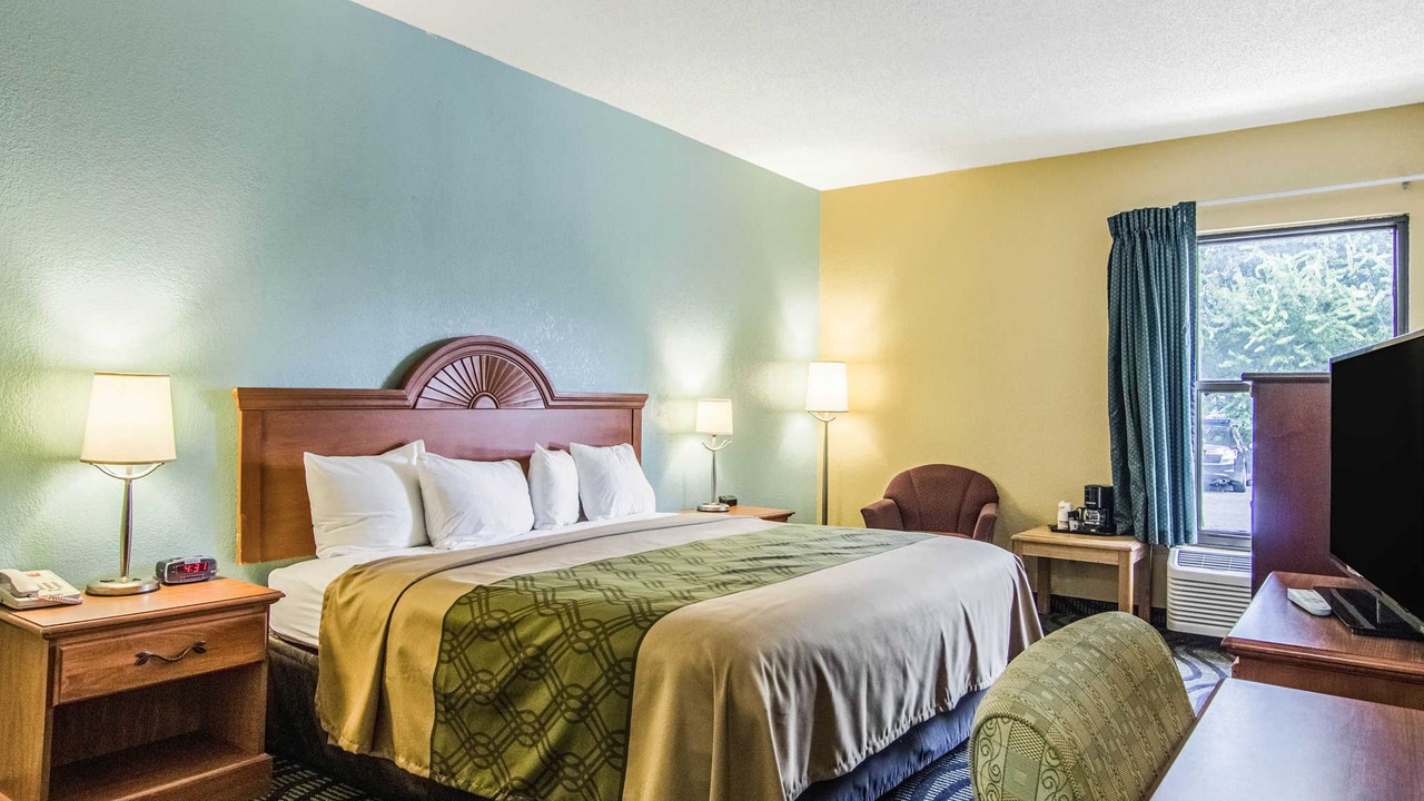 Photo of Bedroom in Darien