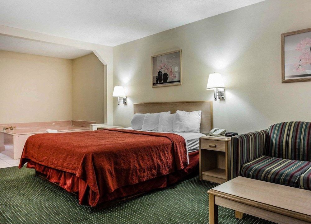 Photo of Bedroom in Stockbridge