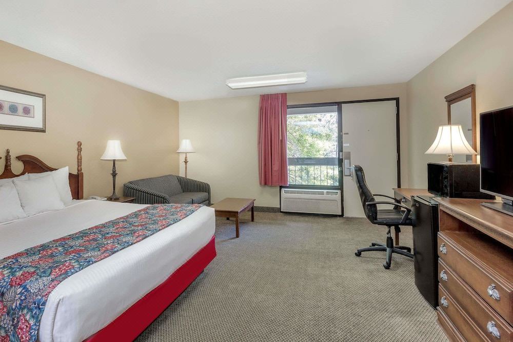 Photo of Bedroom in Hoover