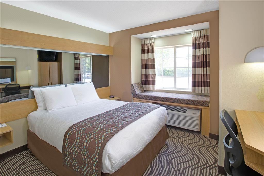 Photo of Bedroom in University Place