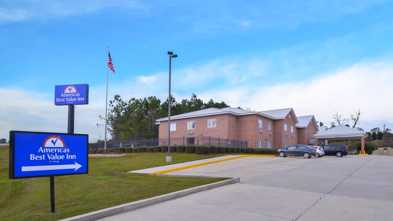 Photo of Buildings in Wiggins