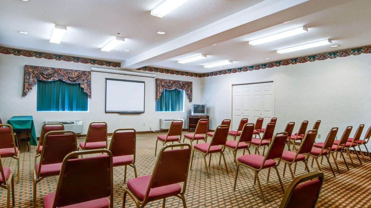 Photo of Livingroom in Warner Robins