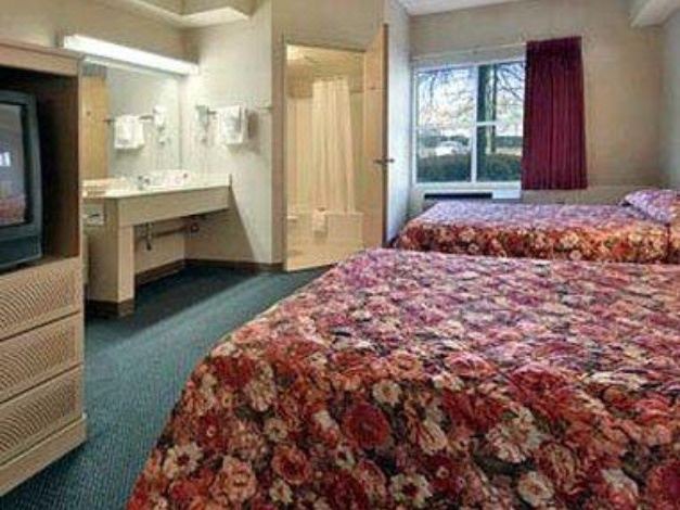 Photo of Bedroom in Forest Park