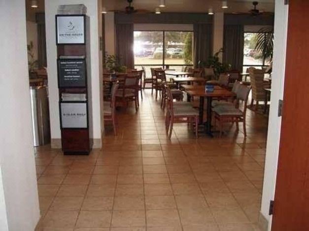Photo of Livingroom in Dock Junction