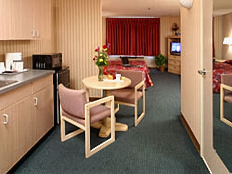 Photo of Livingroom in Forest Park
