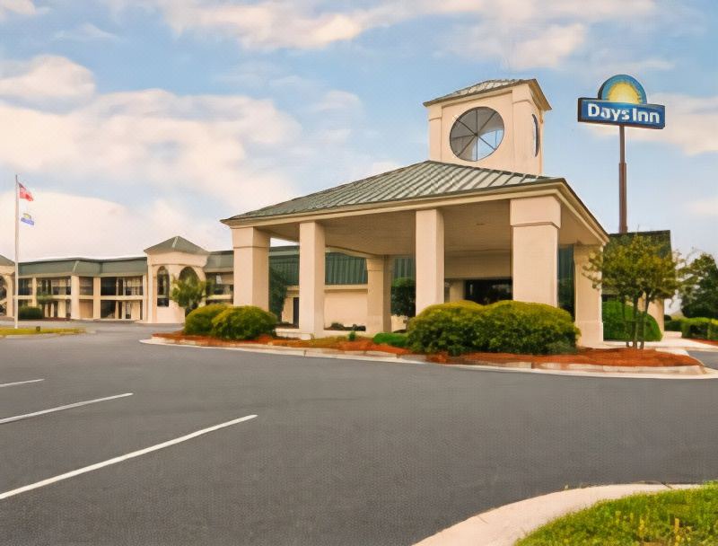 Photo of Buildings in Metter