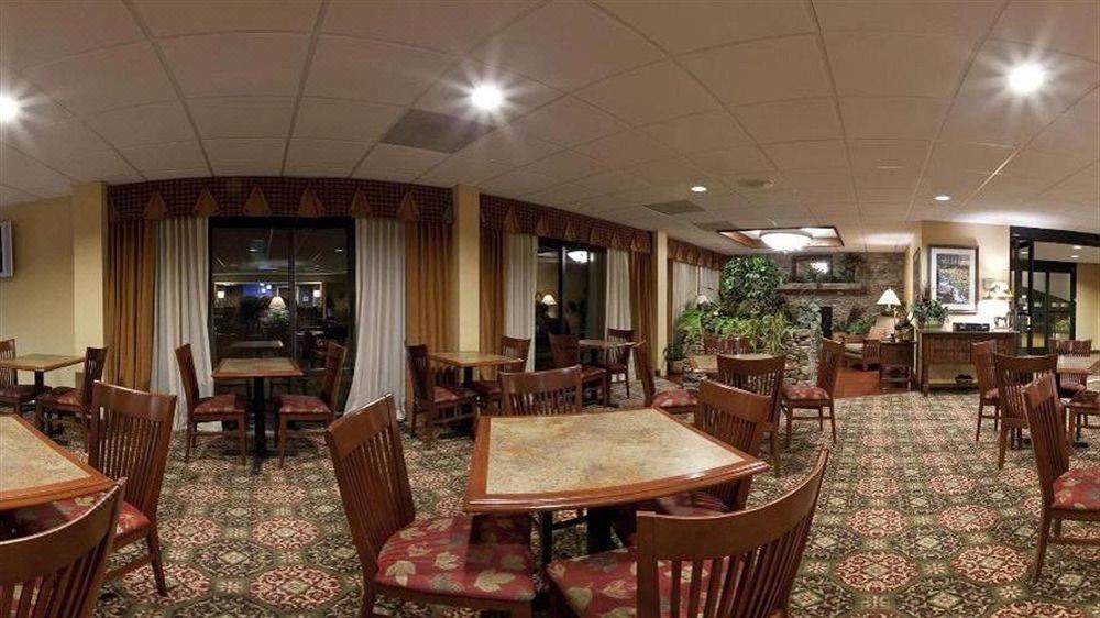 Photo of Livingroom in Forsyth
