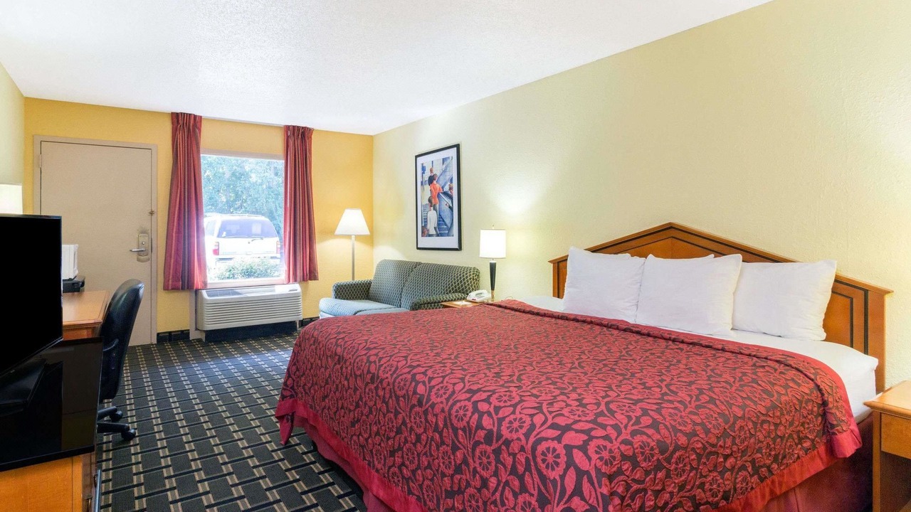 Photo of Bedroom in Garden City