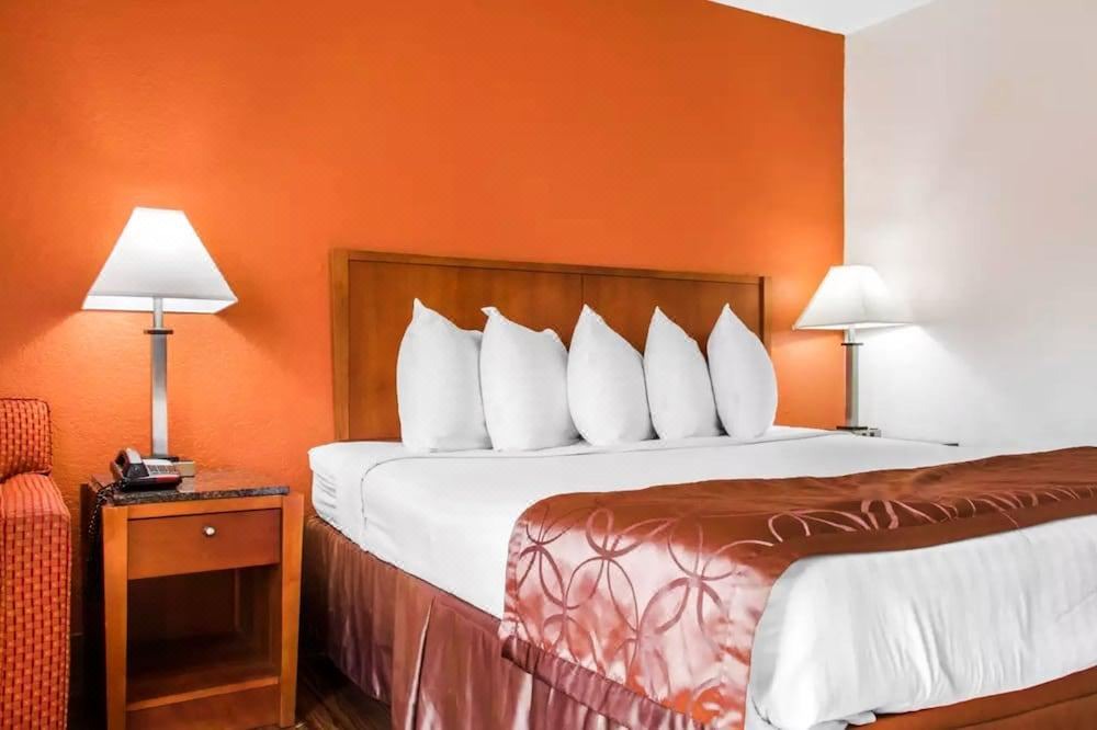 Photo of Bedroom in Fleming