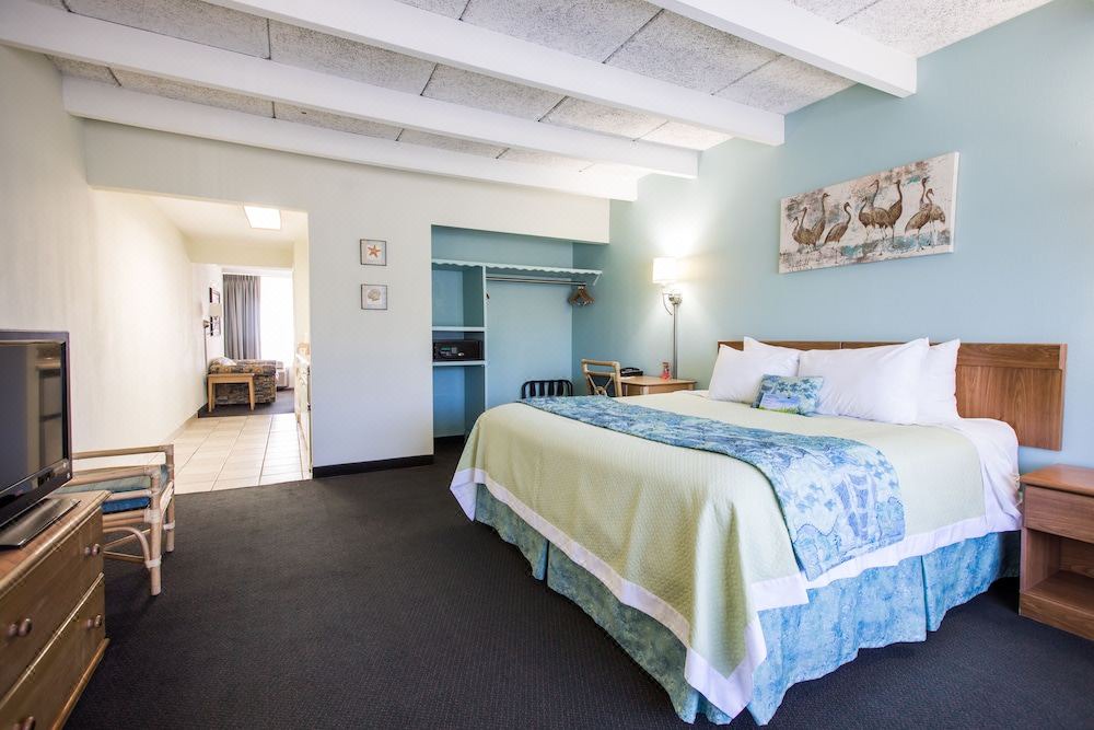 Photo of Bedroom in Jekyll Island
