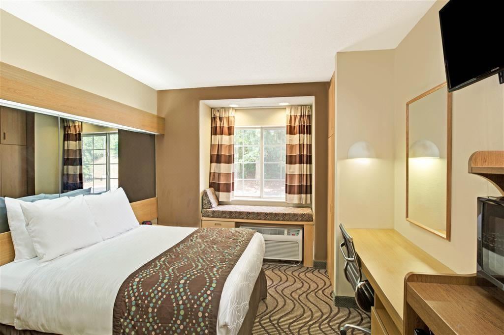 Photo of Bedroom in University Place