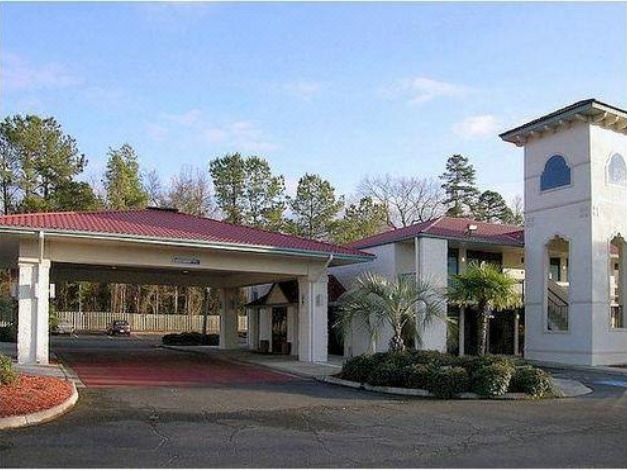 Photo of Buildings in Fleming