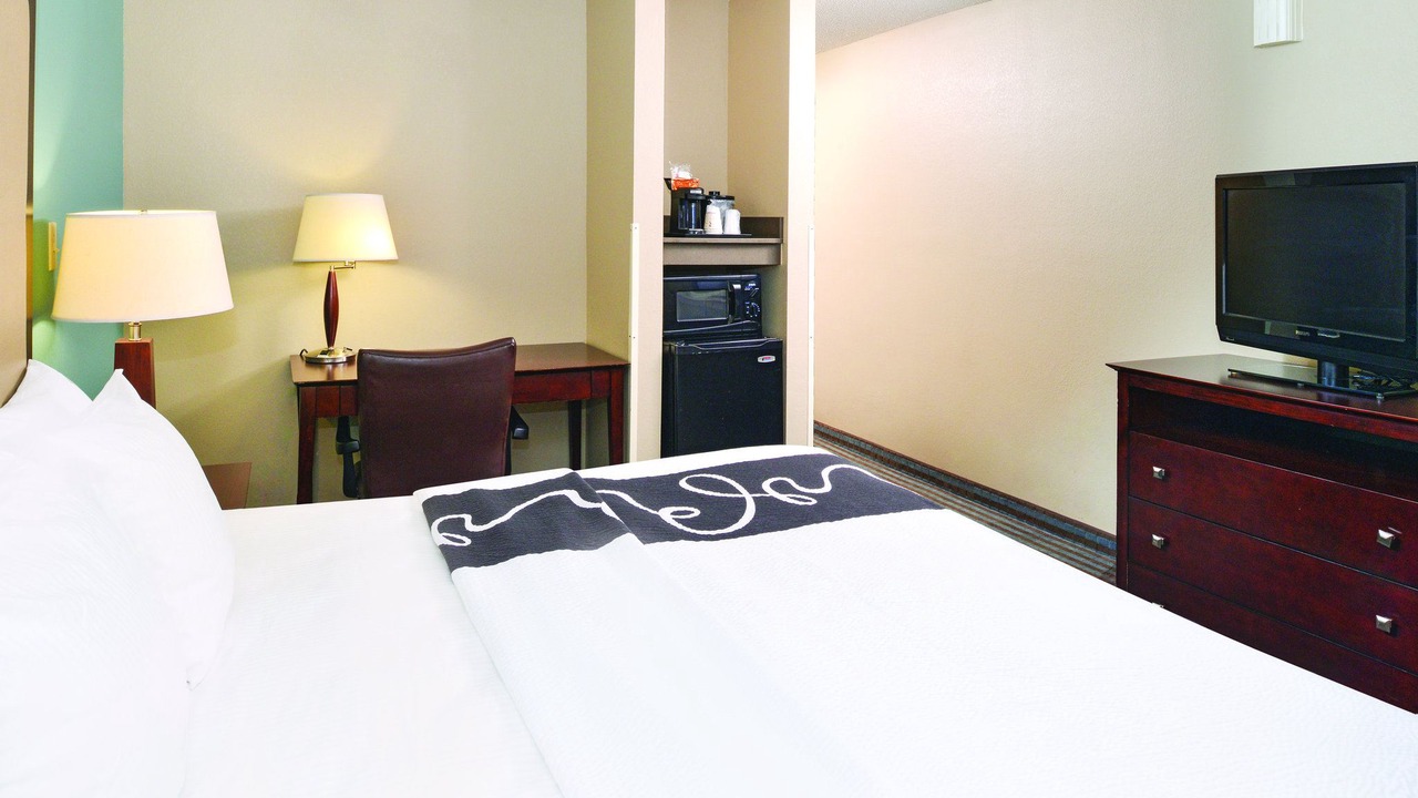 Photo of Bedroom in Locust Grove