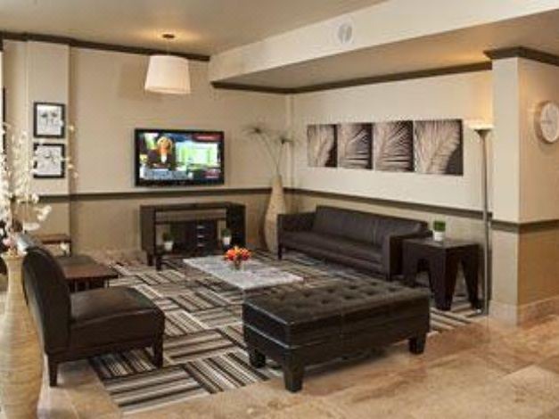 Photo of Livingroom in Dock Junction
