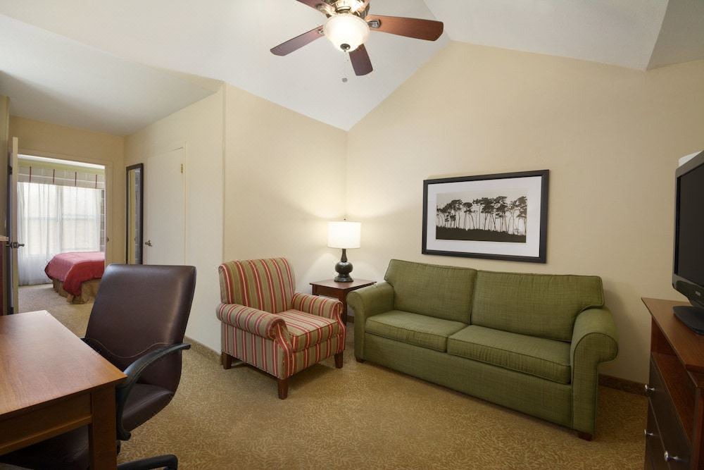Photo of Livingroom in Morrow