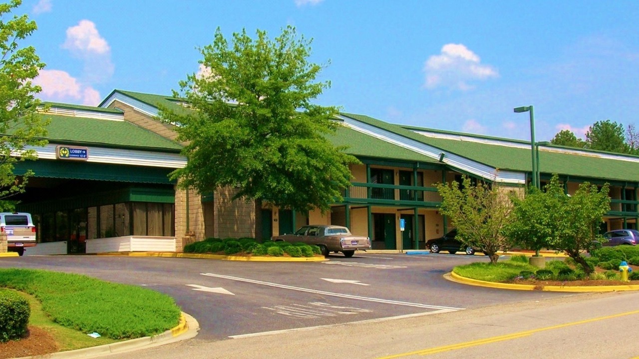 Photo of Buildings in Hoover