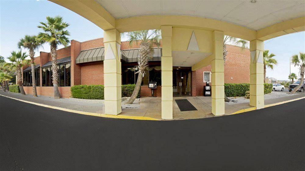Photo of Buildings in St. Marys
