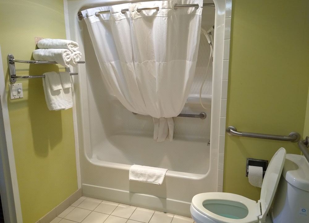 Photo of Bathroom in Kingsland