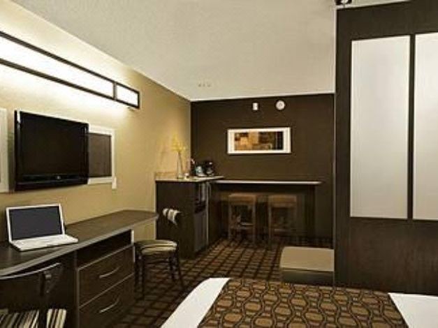 Photo of Livingroom in Hoover