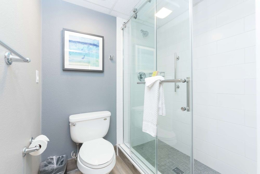Photo of Bathroom in Ocean Park