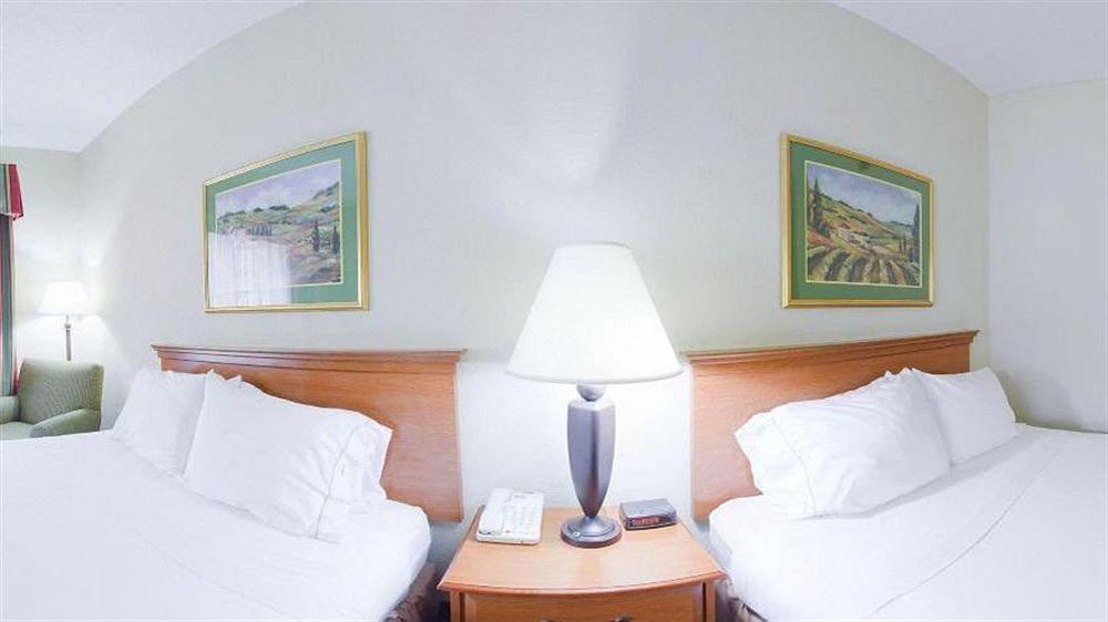 Photo of Bedroom in Fayetteville
