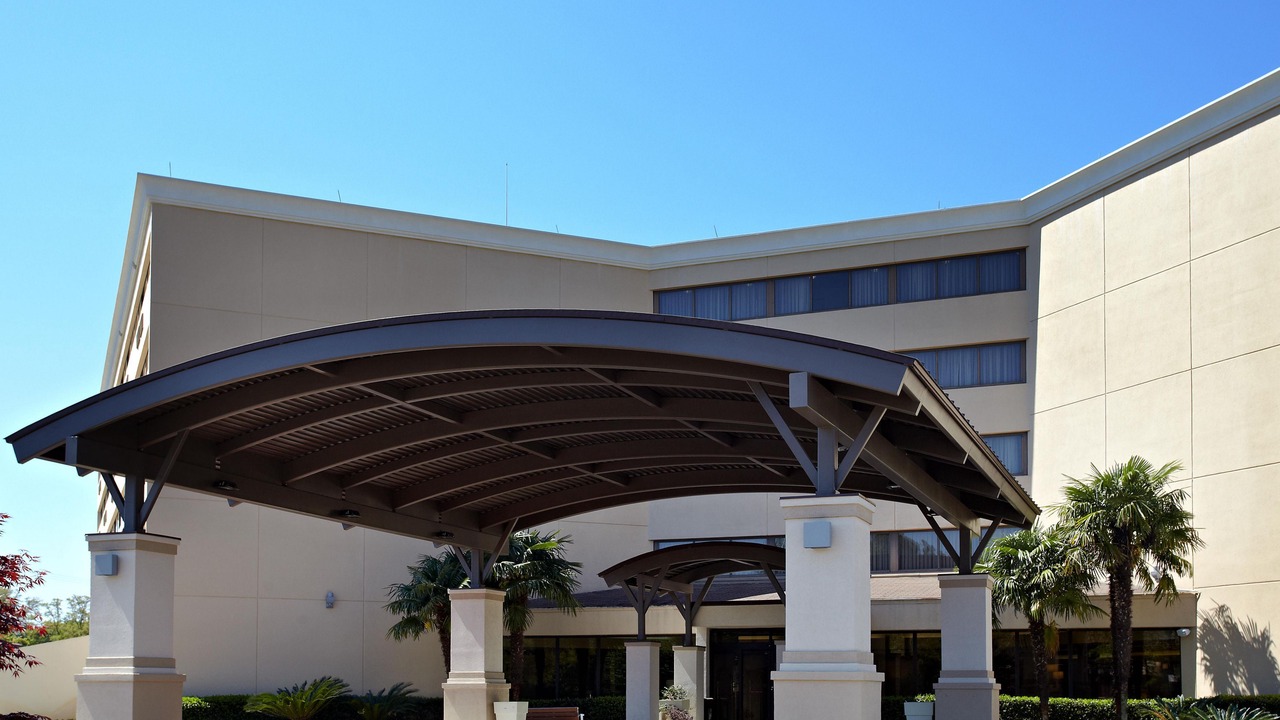 Photo of Buildings in Tillmans Corner