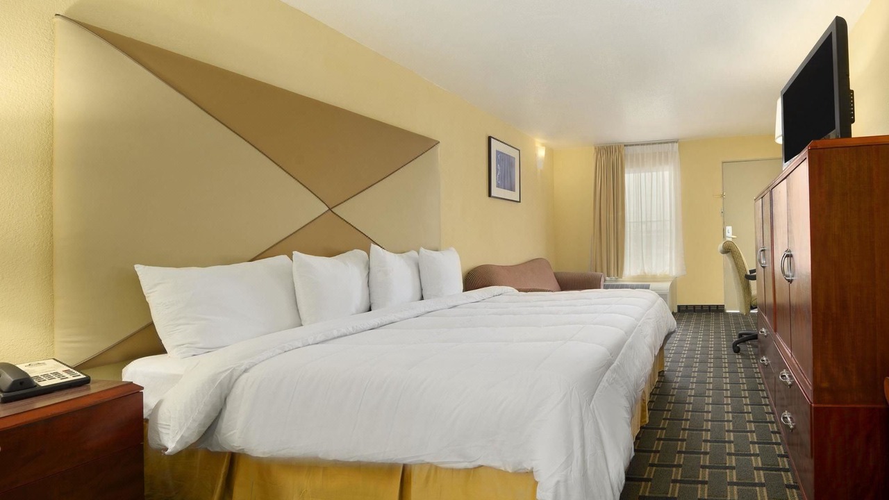 Photo of Bedroom in Dock Junction