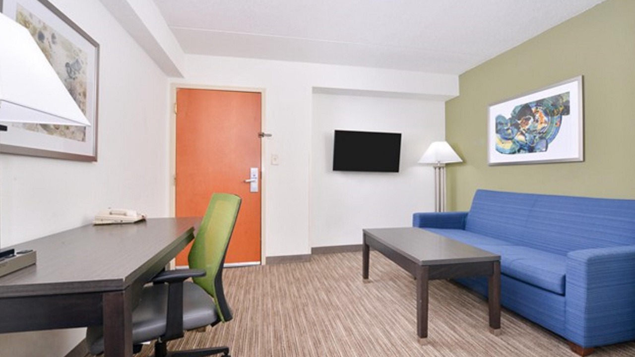 Photo of Livingroom in Mooresville