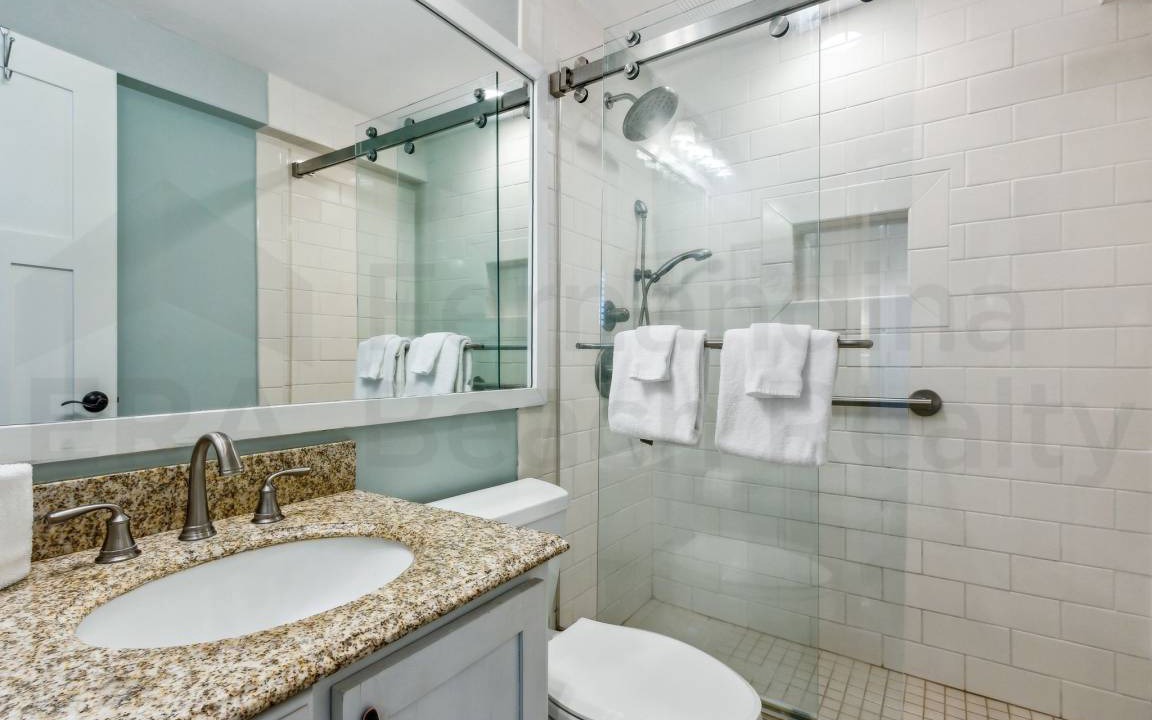 Photo of Bathroom in Fernandina Beach