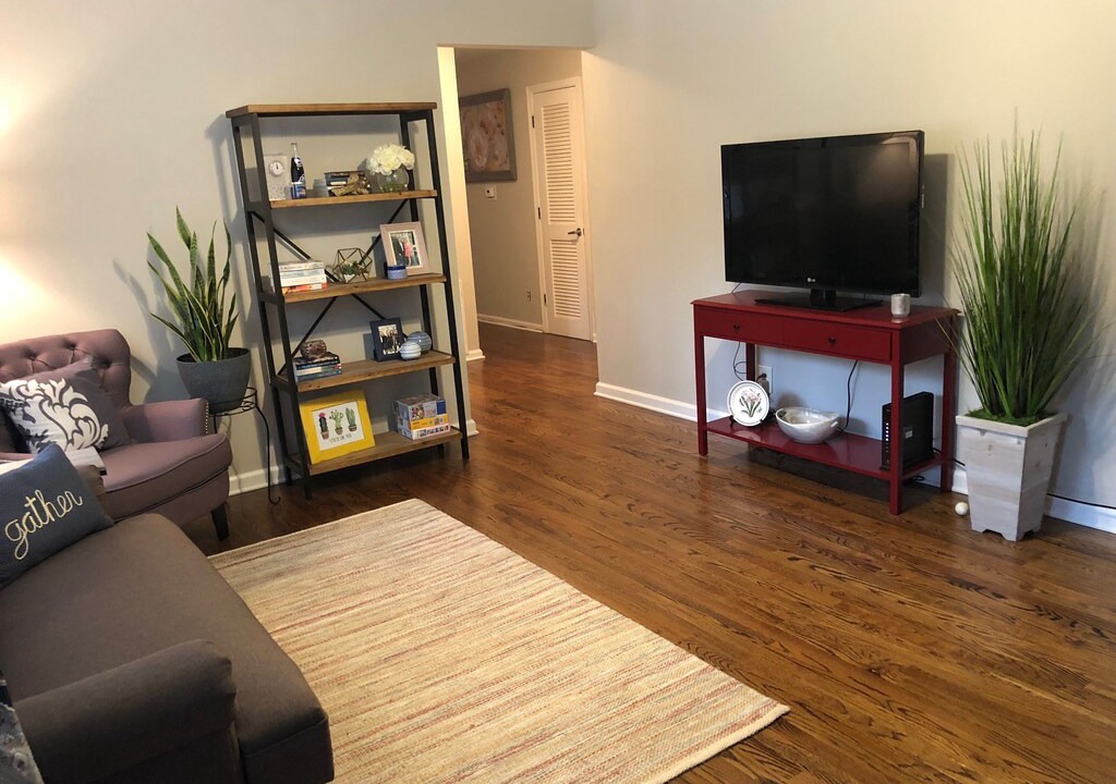 Photo of Livingroom in Montclair