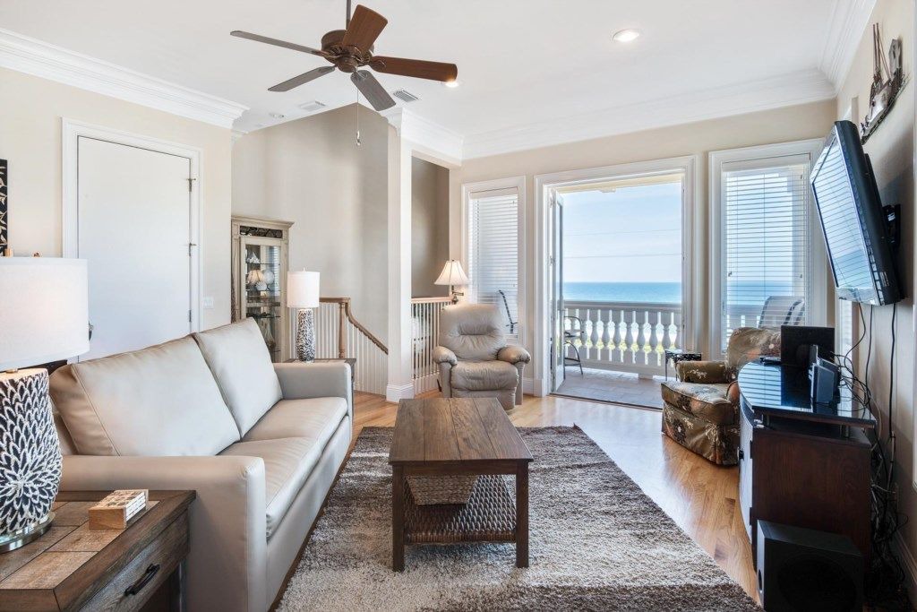 Photo of Livingroom in Laguna Beach