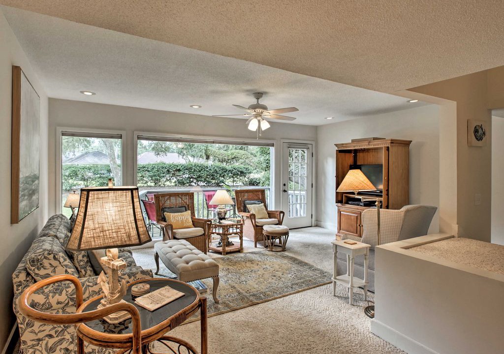 Photo of Livingroom in St. Simons Island