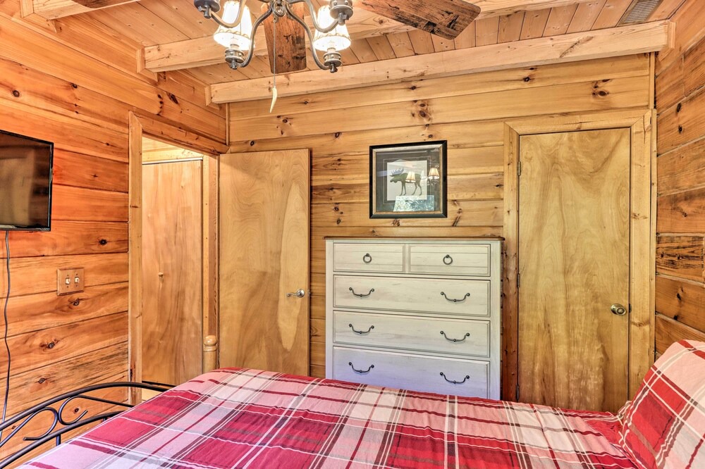Photo of Bedroom in Ellijay