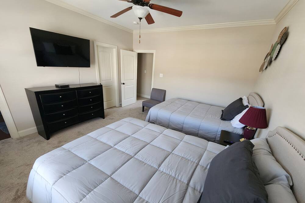 Photo of Bedroom in Huntsville