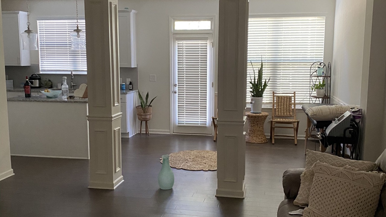 Photo of Livingroom in Fairburn