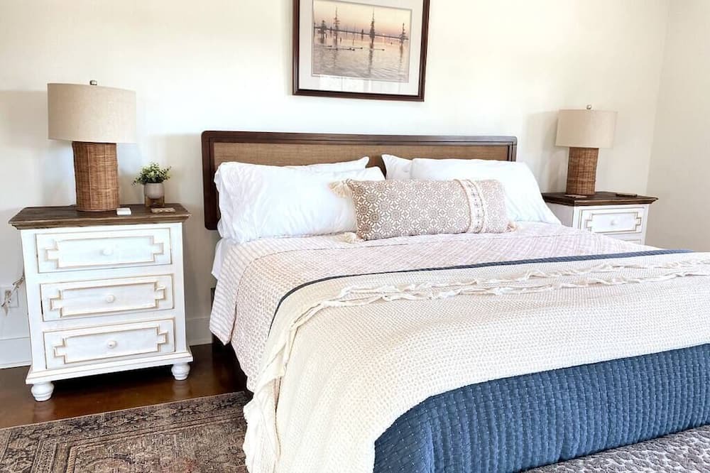 Photo of Bedroom in Atkinson