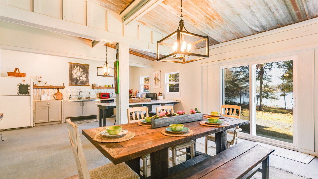 Photo of Kitchen in Whitesburg