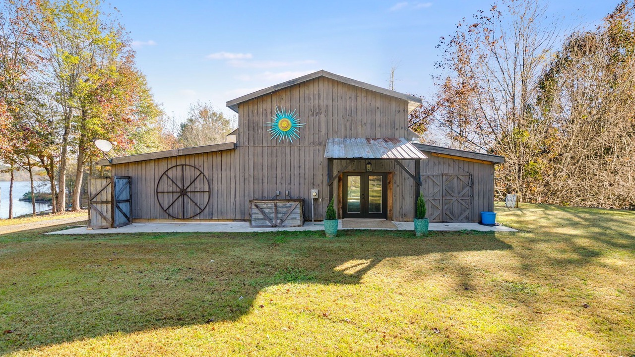 Photo of Outdoor in Whitesburg
