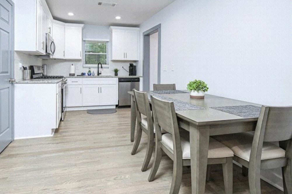 Photo of Kitchen in Browns Mill Park