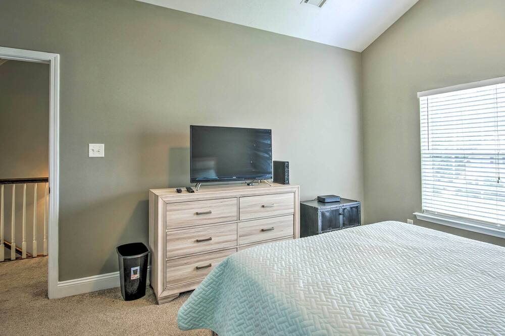 Photo of Bedroom in Grovetown