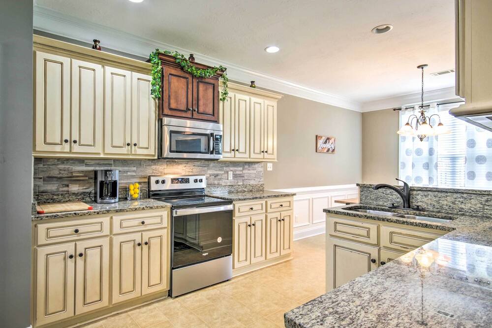 Photo of Kitchen in Grovetown
