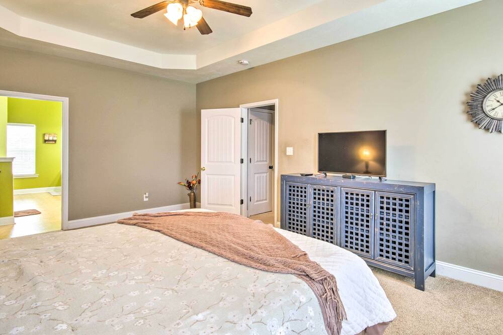 Photo of Bedroom in Grovetown