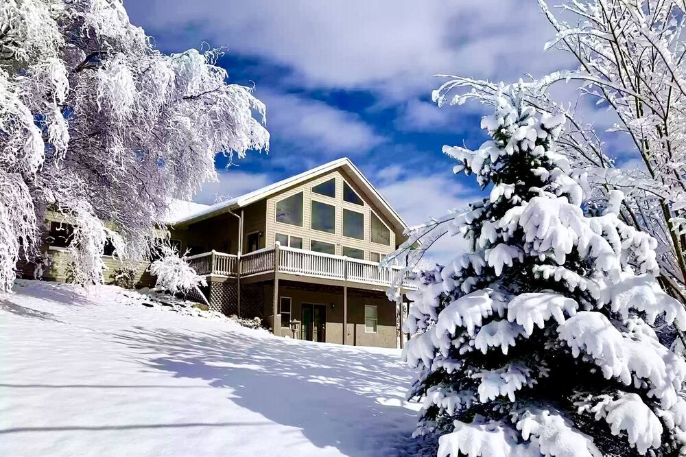 Photo of Outdoor in Dandridge
