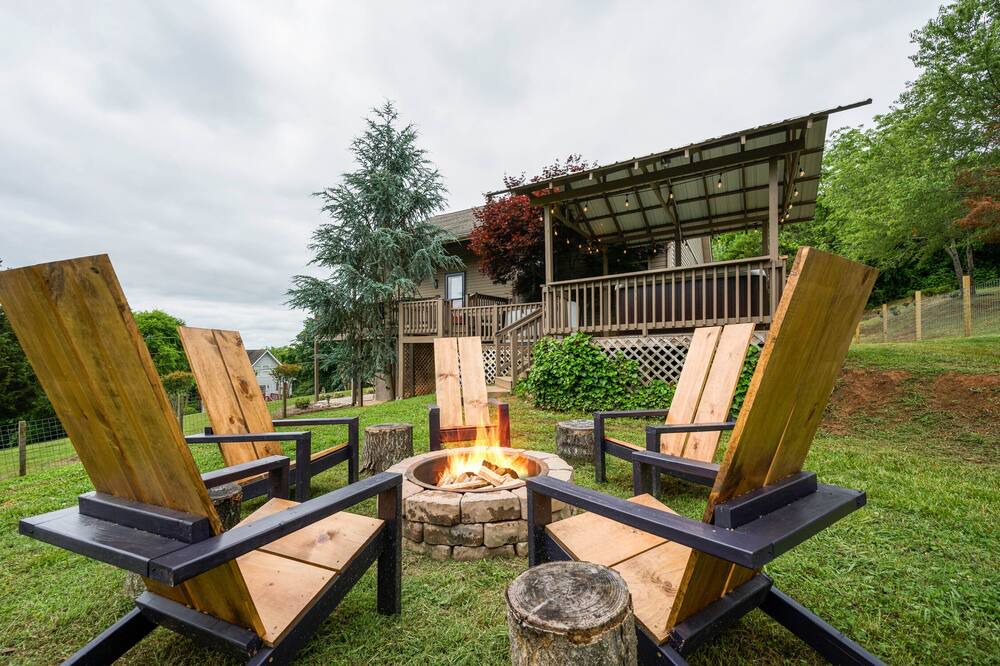 Photo of Outdoor in Dandridge